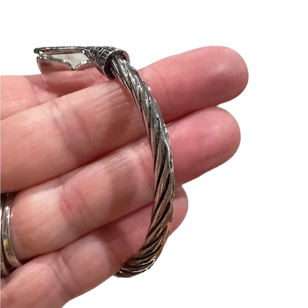 Colorful Whale Tail Decorated Silver Cuff Bracelet - Picture 7 of 8